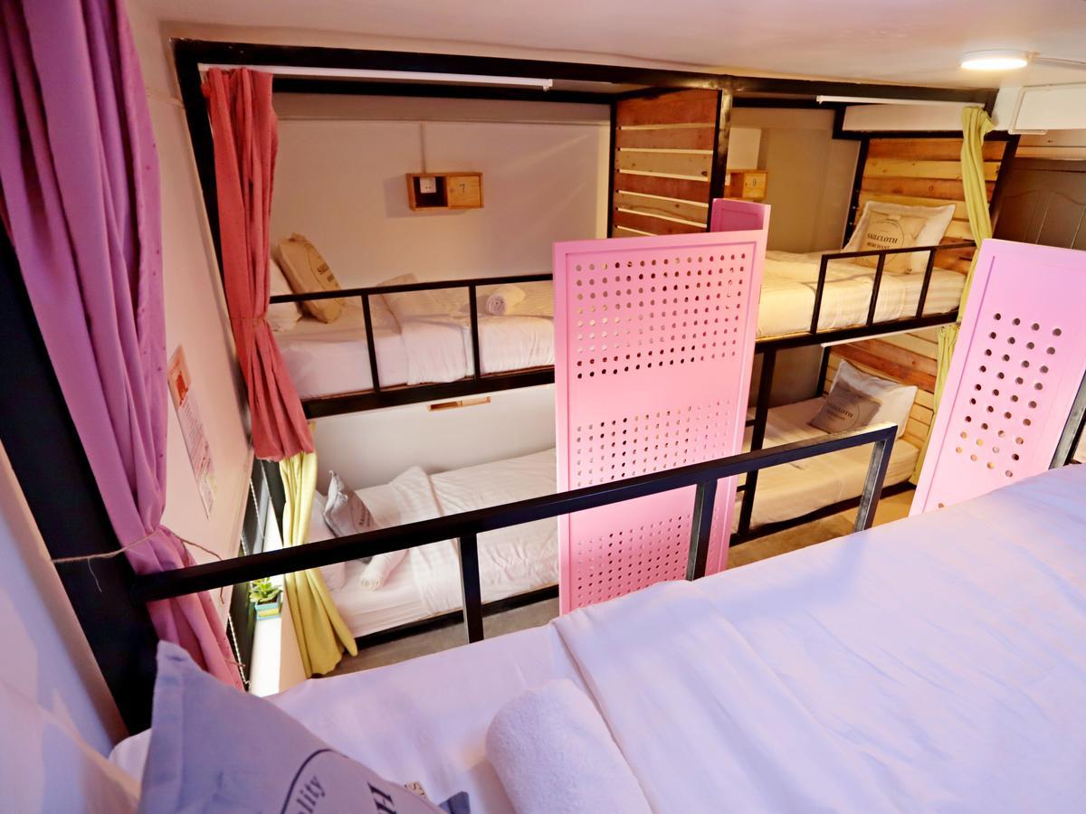 Oops Hostel Siem Reap Exterior photo
