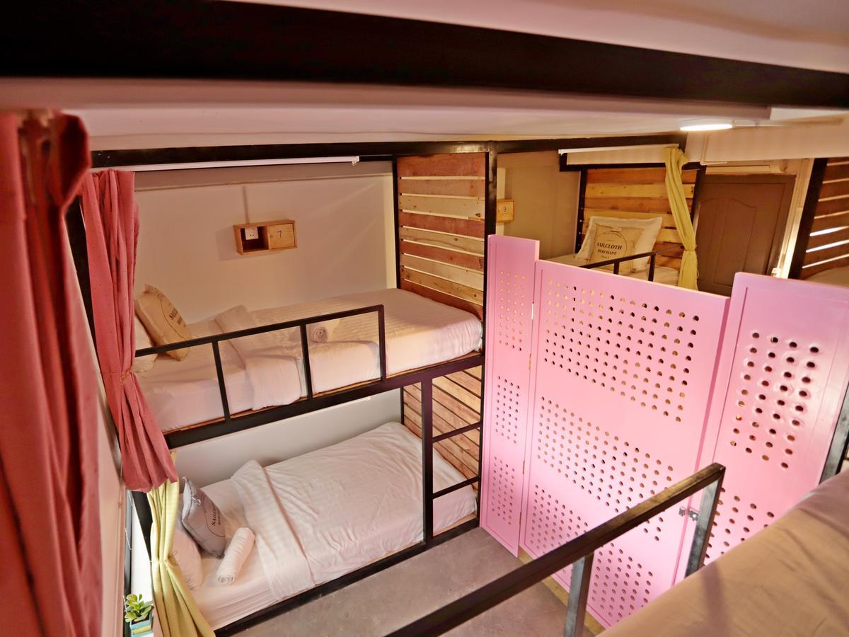 Oops Hostel Siem Reap Exterior photo