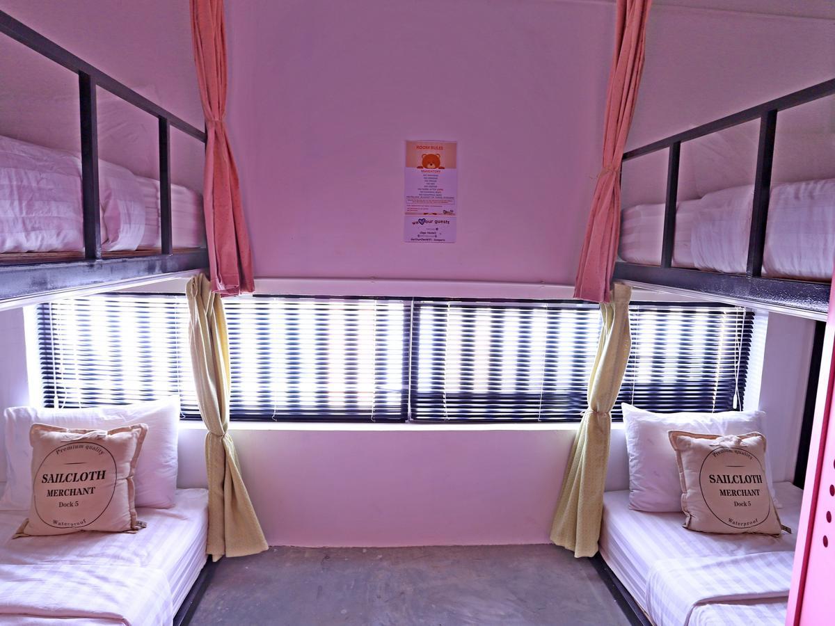 Oops Hostel Siem Reap Exterior photo