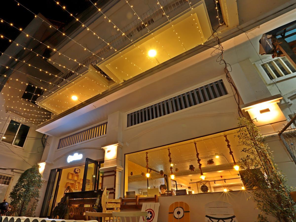 Oops Hostel Siem Reap Exterior photo